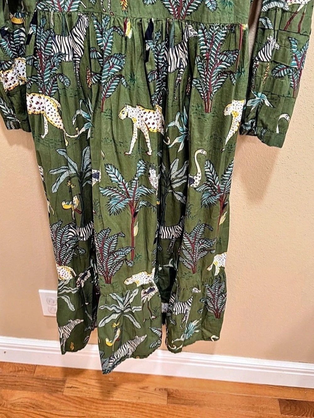 Anthropologie Fox & Hen Animal Print Maxi Dress Cotton in Green Size XL - Picture 8 of 15